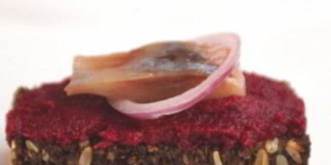 Рецепт бутерброда с сельдью просто и вкусно