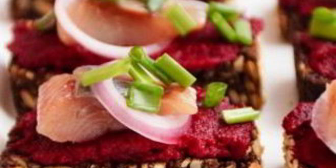 Рецепт бутерброда с сельдью просто и вкусно