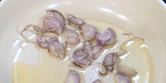 Рецепт бутерброда с ветчиной, квашеной капустой, яблоками и сыром