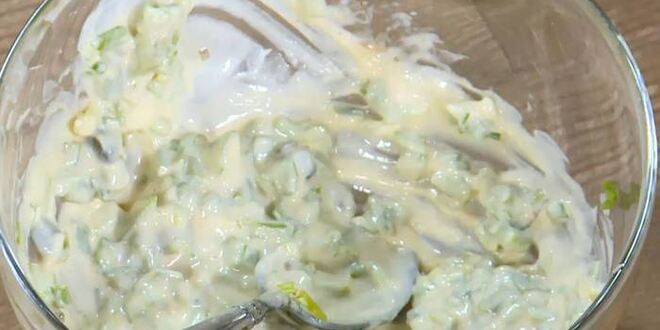 Рецепт бутерброда с ветчиной, квашеной капустой, яблоками и сыром