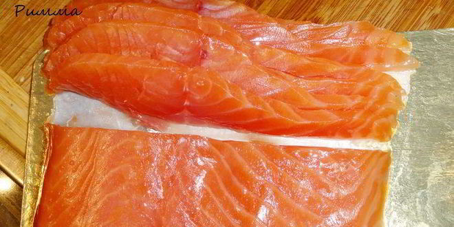 Рецепт бутербродов с малосольной семгой и авокадо