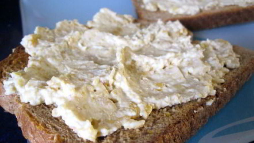 Рецепт бутербродов с паштетом из нута