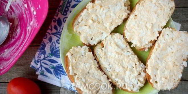 Рецепт бутербродов с сыром и яйцом