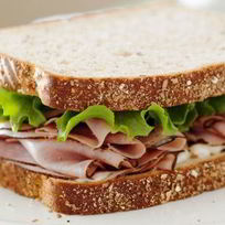 Бутерброды с ветчиной и овощами