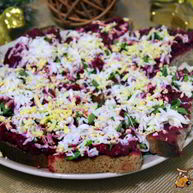 Рецепт Бутербродов со свекольно-селедочной намазкой