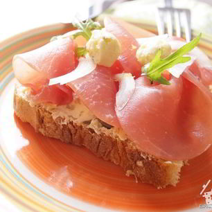 Рецепт Датского бутерброда с лимонно-каперсовой намазкой