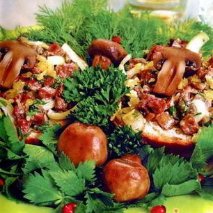 Рецепт Горячих бутербродов с мясом и грибами