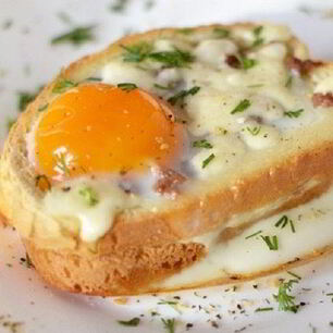 Рецепт Горячих бутербродов с яйцом и колбасой