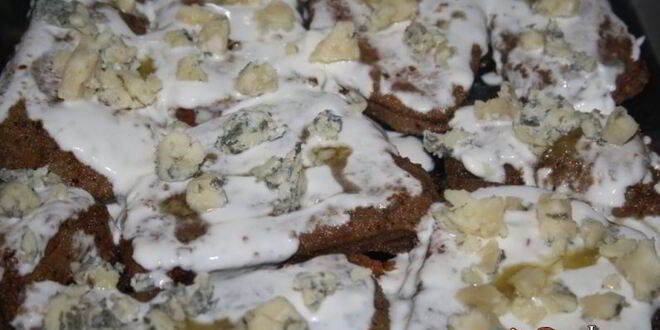 Рецепт пикантных бутербродов с говяжьей печенью