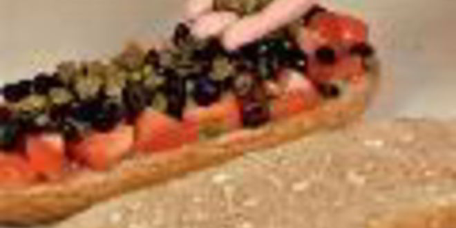 Рецепт закрытых бутербродов с салатом нисуаз