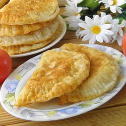 Рецепт Чебуреков из слоеного бездрожжевого теста