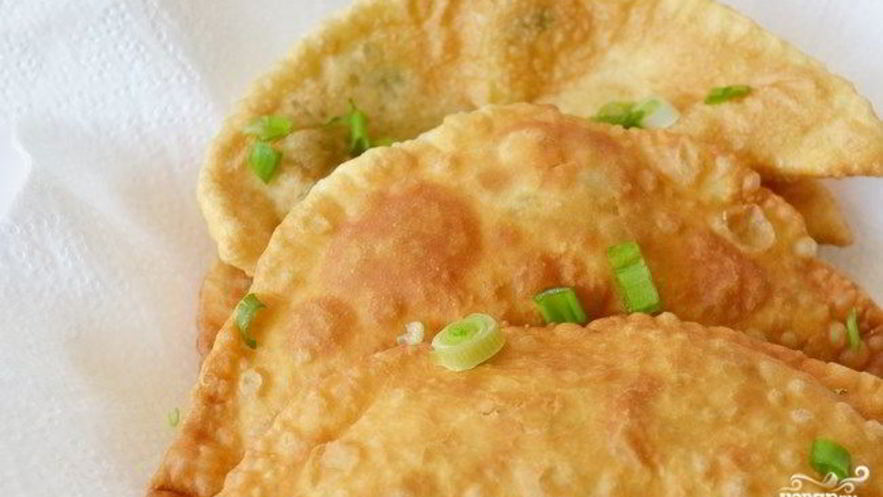 Рецепт чебуреков с брынзой и зеленью