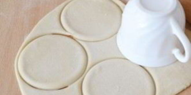 Рецепт чебуреков с брынзой и зеленью