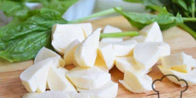 Рецепт чебуреков с сыром и зеленью