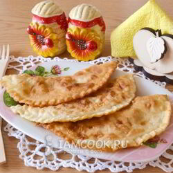 Рецепт Домашних чебуреков с мясом