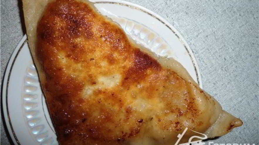 Рецепт ишлекли — туркменских чебуреков