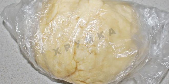 Рецепт крымских чебуреков из слоеного теста