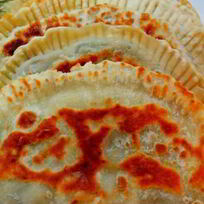 Постные чебуреки с картофелем и грибами