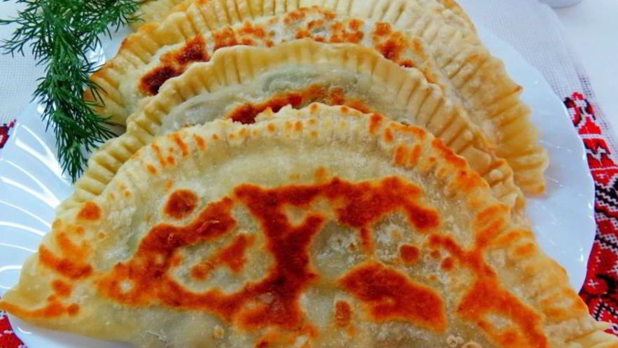 Рецепт постных чебуреков с картофелем и грибами