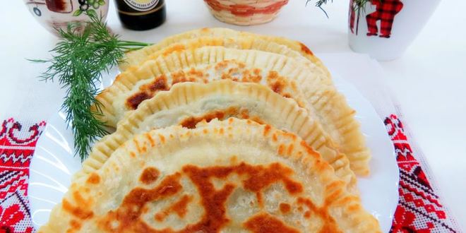 Рецепт постных чебуреков с картофелем и грибами