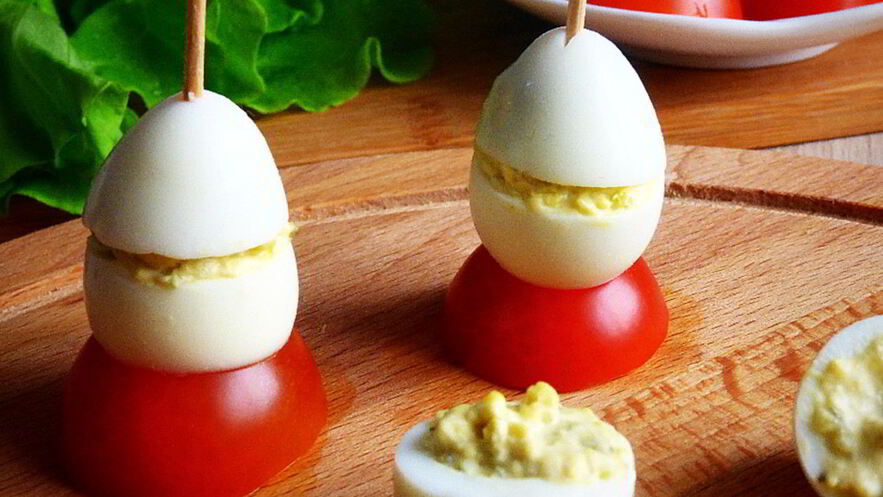 Рецепт фаршированных перепелиных яиц