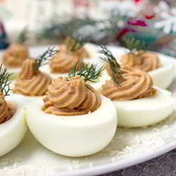 Рецепт Фаршированных яиц с паштетом из индейки