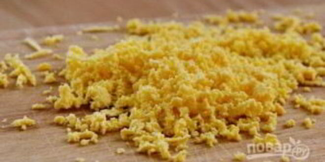 Рецепт яиц, фаршированных крабовыми палочками и огурцом