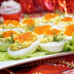 Рецепт Яиц фаршированных красной икрой
