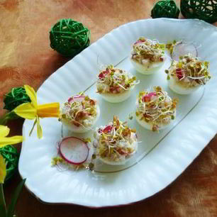 Рецепт Яиц фаршированных пшеном и редисом