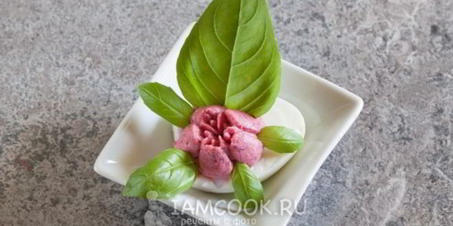 Рецепт яиц, фаршированных сельдью