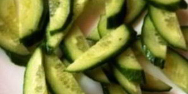 Рецепт яиц, фаршированных сыром и чесноком