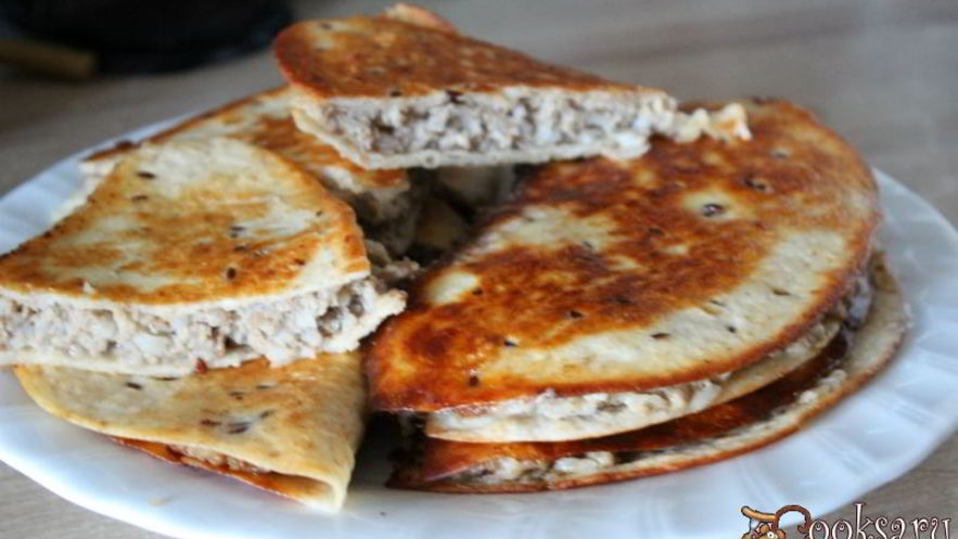 Рецепт горячей закуски из тортильи с мясом и рисом