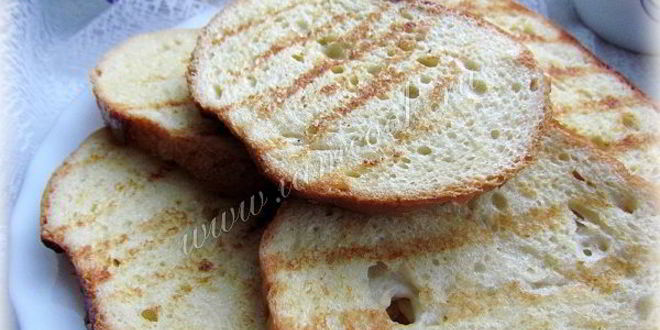 Рецепт гренков из батона с яйцом и молоком