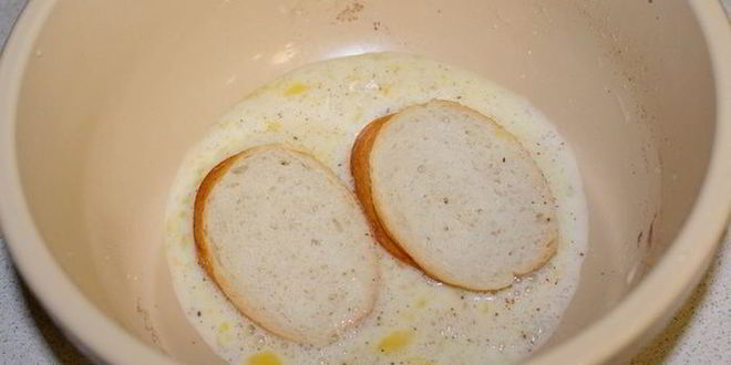 Рецепт гренков на завтрак с яблоками и корицей