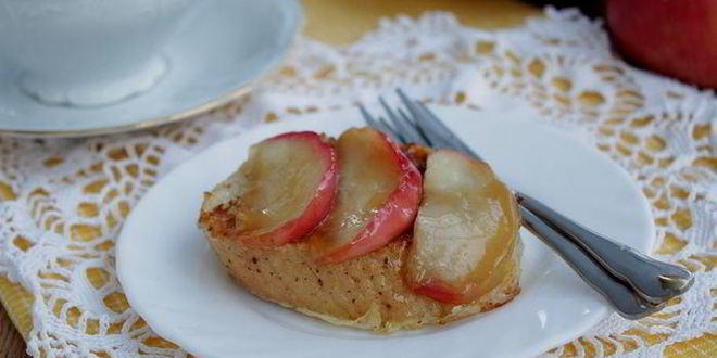 Рецепт гренков на завтрак с яблоками и корицей