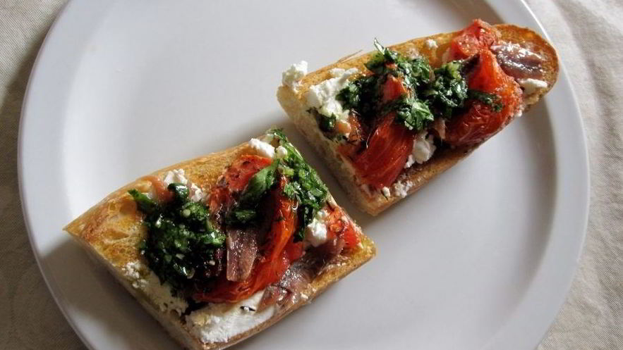 Рецепт гренков с анчоусами