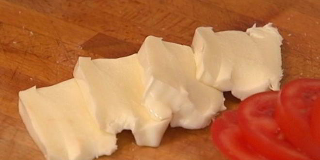 Рецепт гренков с баклажанами и моцареллой