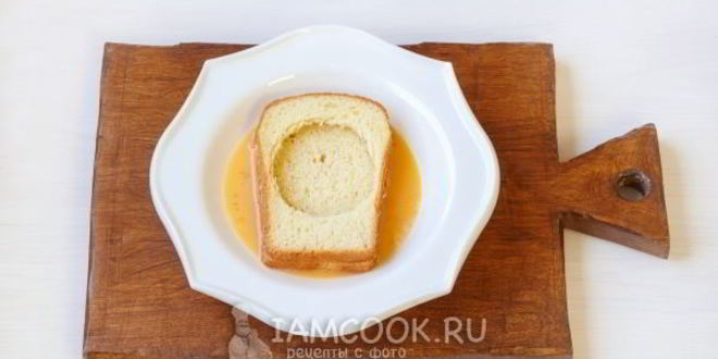 Рецепт гренков с сыром и яйцом в духовке