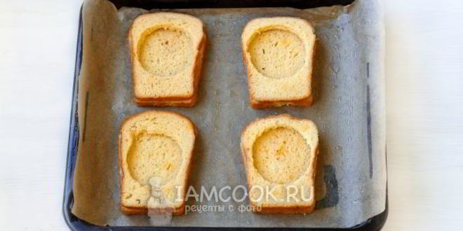 Рецепт гренков с сыром и яйцом в духовке