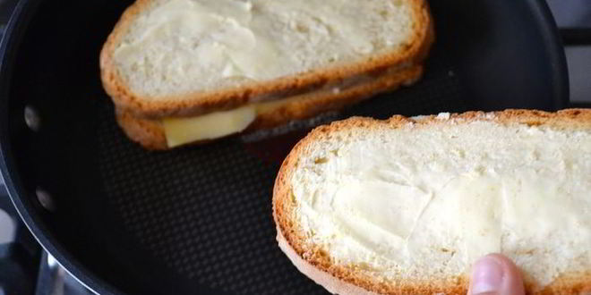 Рецепт гренков с сыром