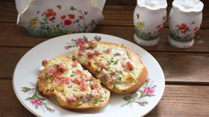 Рецепт Гренков с ветчиной и сыром