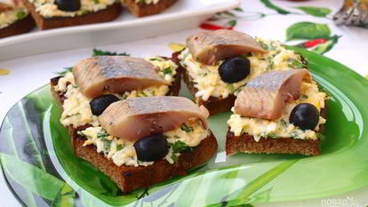 Рецепт Гренков с яйцом и селедкой