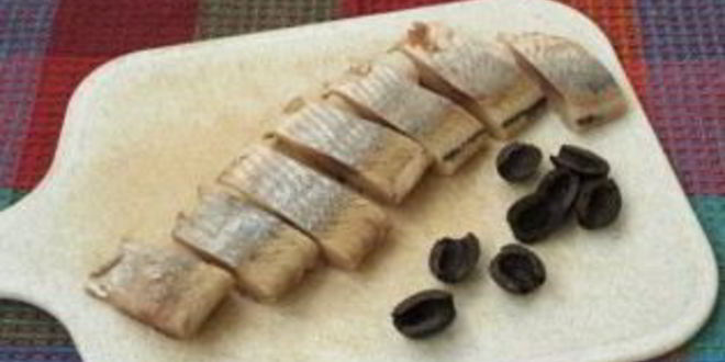 Рецепт гренков с яйцом и селедкой