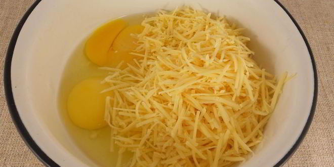 Рецепт сырных гренков с припеком из шампиньонов