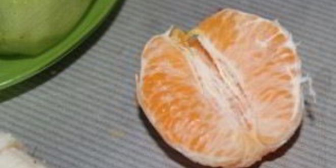 Рецепт канапе к шампанскому из фруктов