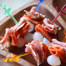 Рецепт Канапе мясные