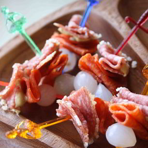 Рецепт Канапе мясные