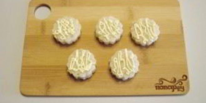 Рецепт канапе обезьянки на шпажках