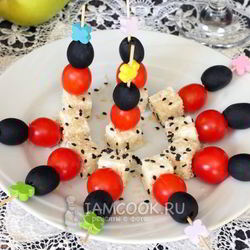 Рецепт Канапе с брынзой и помидорами черри