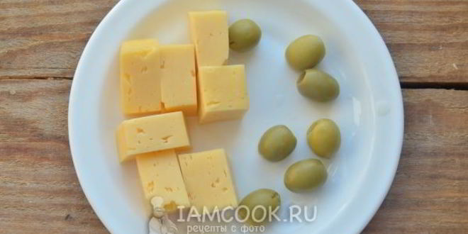 Рецепт канапе с хамоном, грибами и сыром